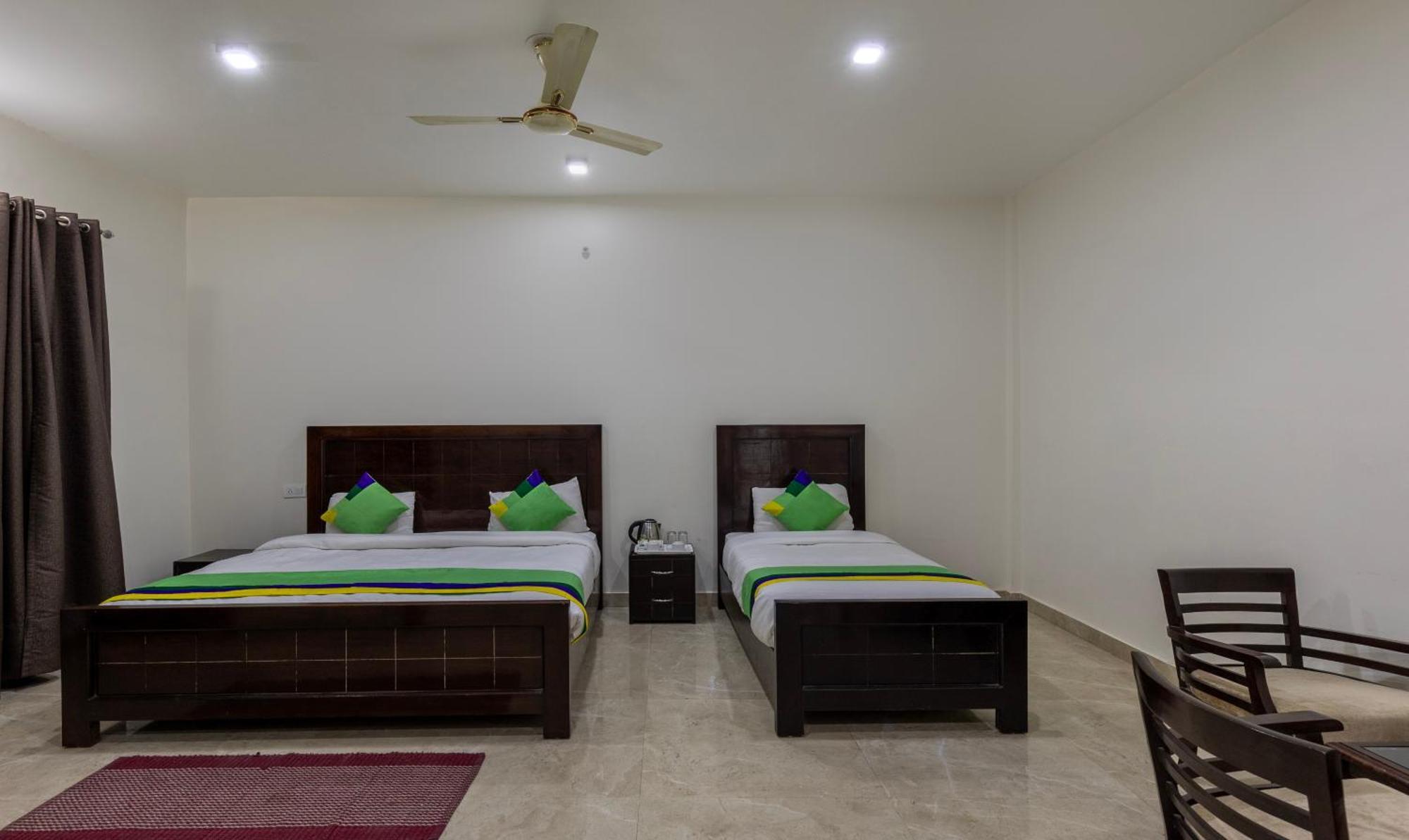 Treebo Olive Lake View Inn June Estate Bhīm Tāl 外观 照片