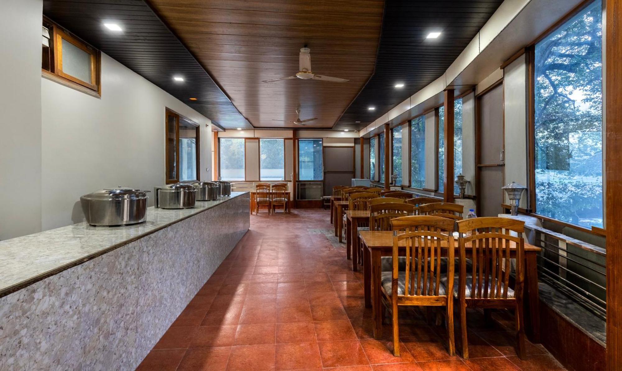 Treebo Olive Lake View Inn June Estate Bhīm Tāl 外观 照片
